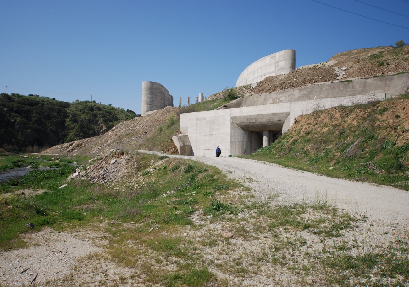 Είσοδος σήραγγας εκτροπής Φράγματος Αγιονερίου