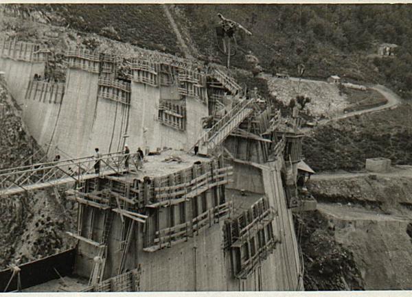 ΦΡΑΓΜΑ ΤΑΥΡΩΠΟΥ