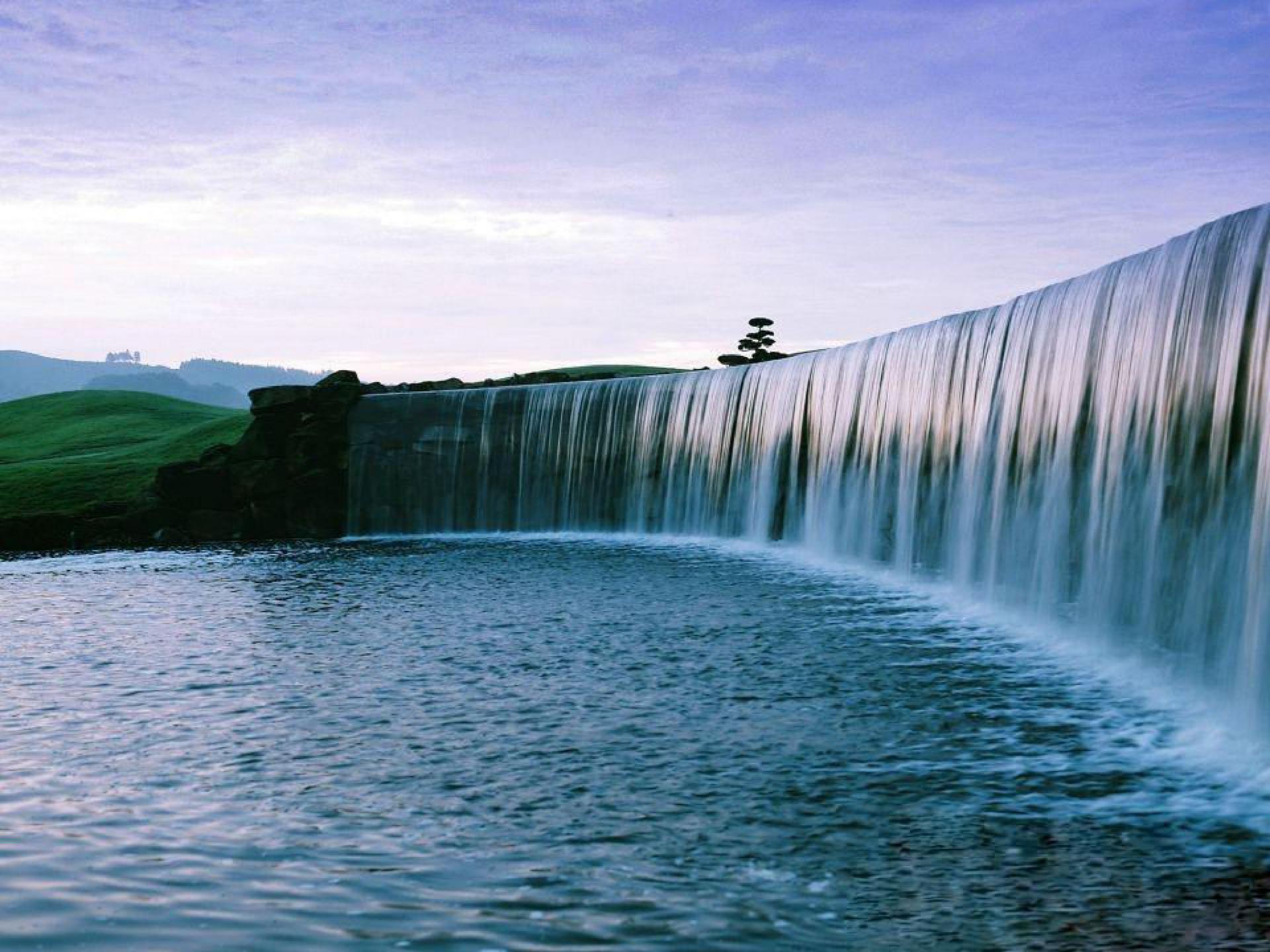 2015_12_14_eikones_neroy