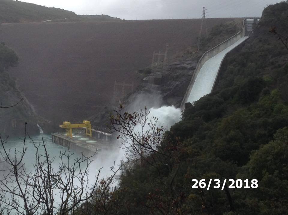 2018_03_26_kremasta_me_yperheilisi